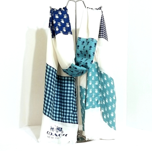 🆕️ 💯 Auth. Coach Badlands Patchwork Scarf F85813 - Picture 6 of 6